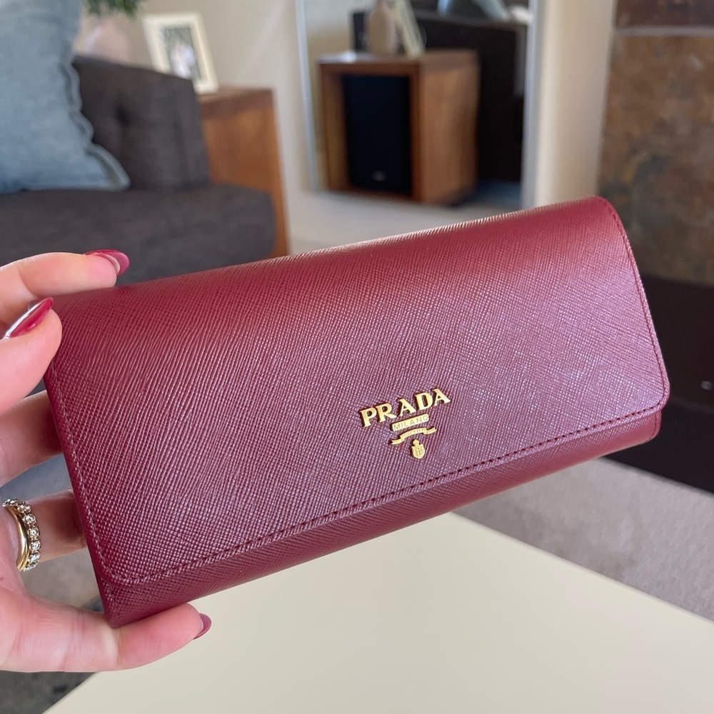Prada Large Saffiano Leather Wallet Burgundy Like New Authentic